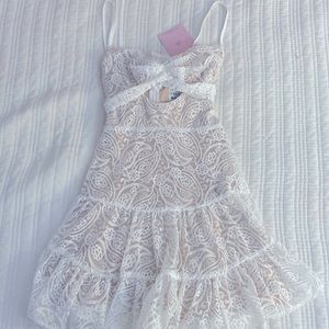 - Dreamy Occasions Dress White Hello Molly